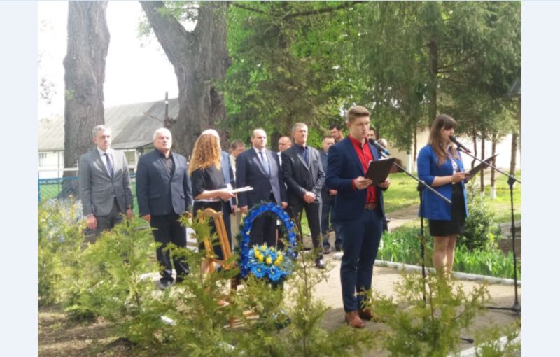 У місті Герца відкрили пам’ятну стелу