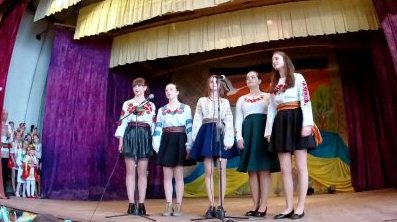 А вже весна, а вже красна