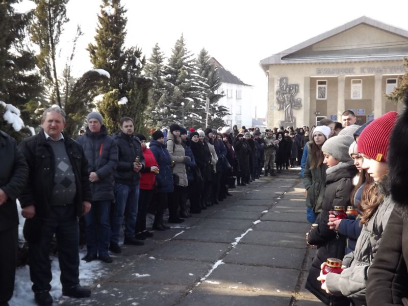 У Глибоці вшанували пам'ять Героїв Небесної Сотні