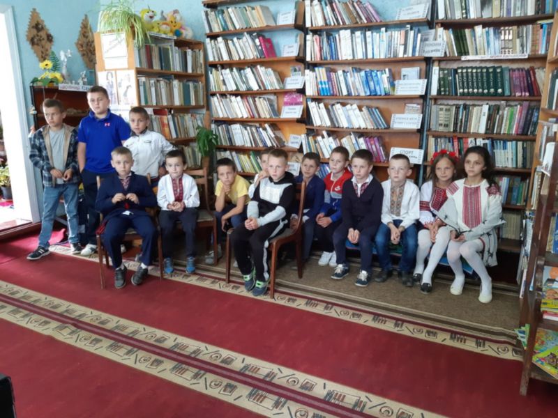 День вишиванки та День Європи
