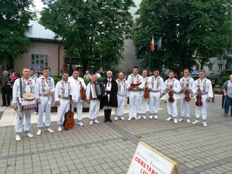 Чергові успіхи колективів з Глибоччини