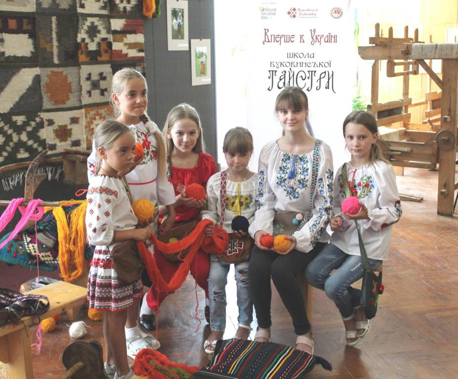 діти клубочки