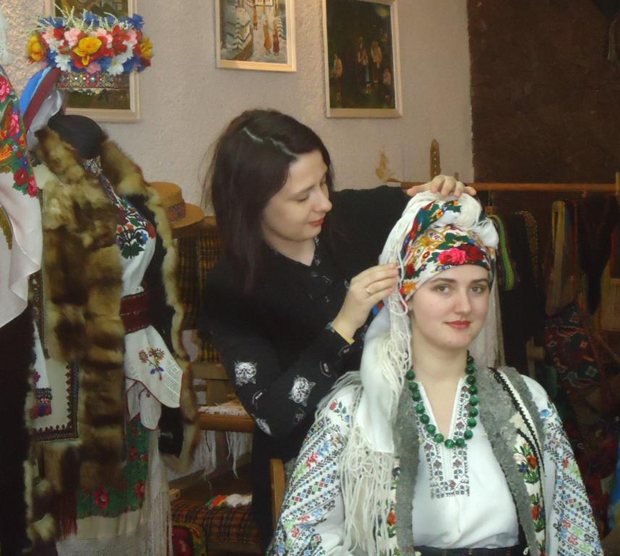 іванка хустка курущак