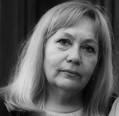 O.Zatulovska
